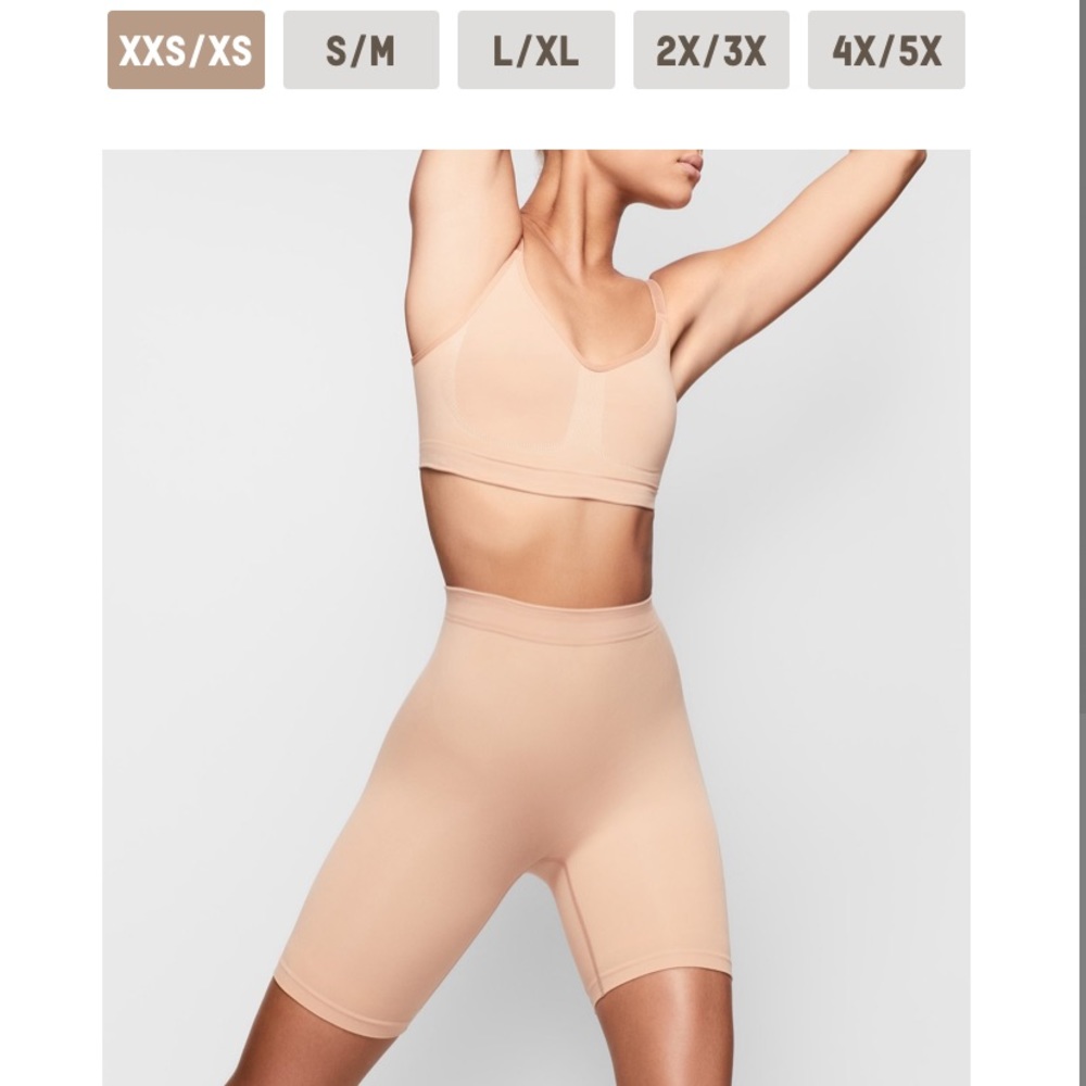 SKIMS Sculpting Short MidThigh XXS/XS Clay SOLDOUT